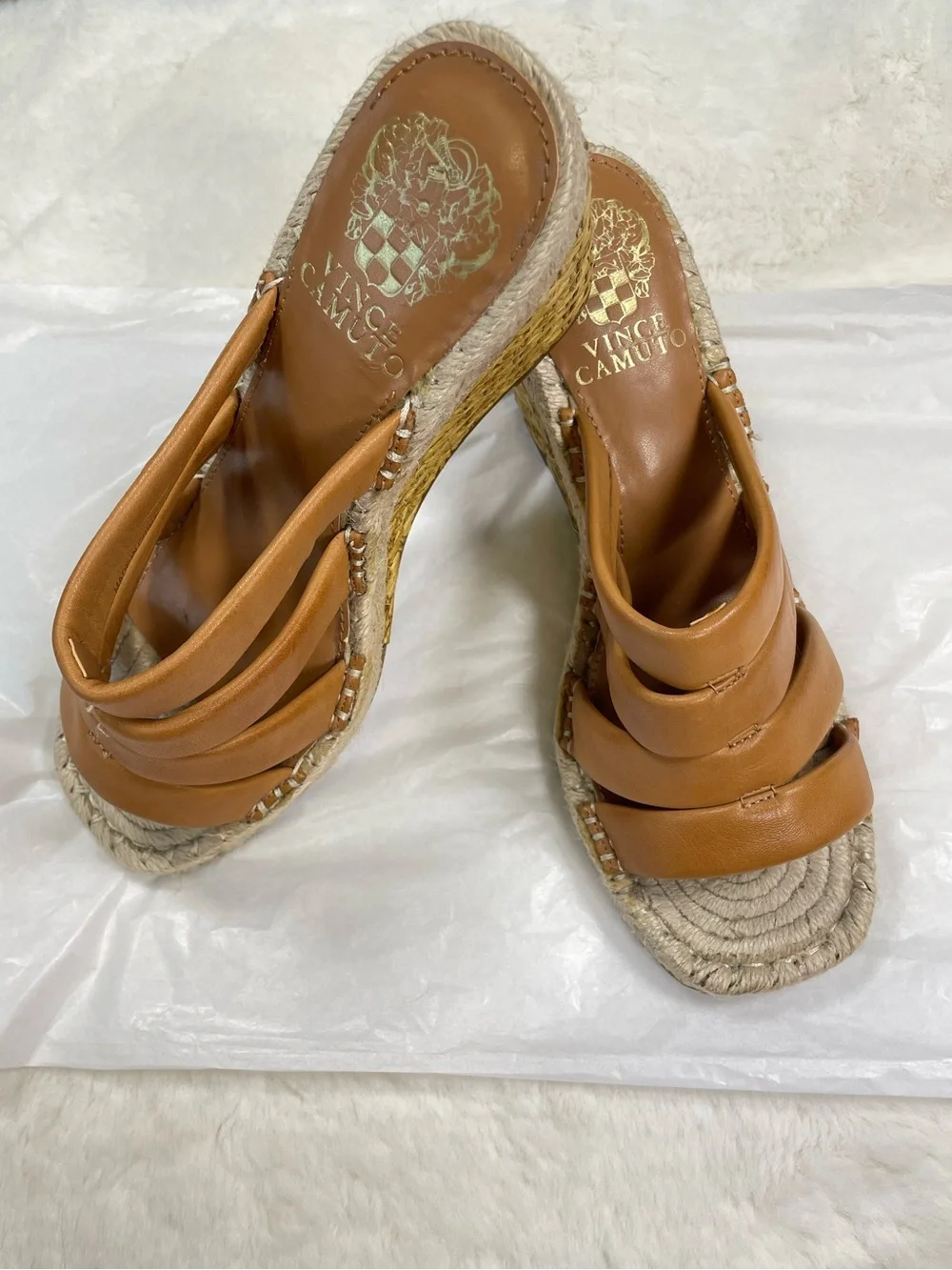 NWOB Vince Camuto Cognac Leather Multi-Strap Espadrille Wedge Size 7